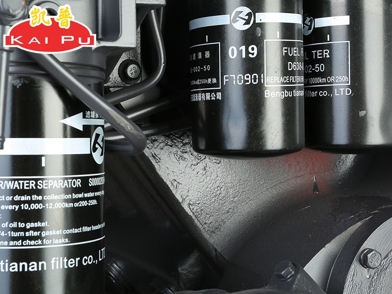 How does 4 strokes 6 cylinder diesel engine work？